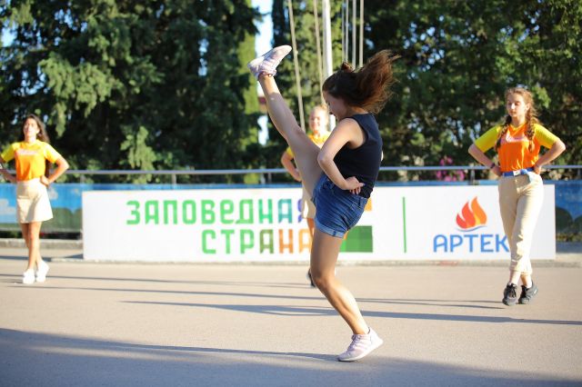 92391_zrki5i28i5awlb2u0x_a7ao1njyj3gpj1yytevk64h3rcoexc.jpg